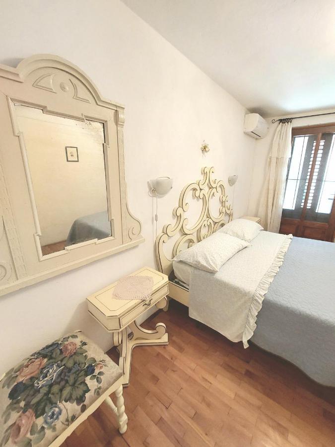 Villa Riva Molunat Luaran gambar